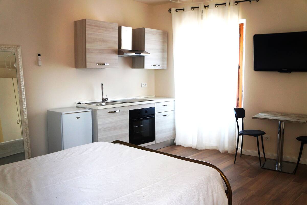 Apartment, Courtyard View | WiFi (free)
