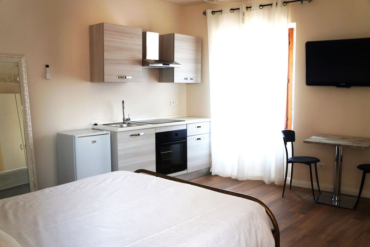 Appartement, vue cour intérieure | Wi-Fi gratuit