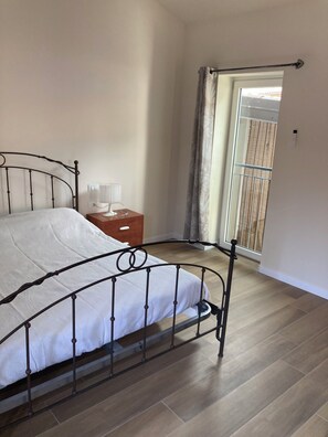 Comfort Apartment - FRANCIACORTA INN HOMESTAY (Piazza)