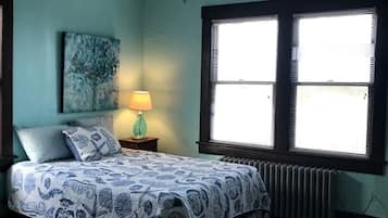 WiFi, bed sheets