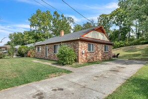 Exterior - Family-Friendly Retreat with Private Yard Near Over-the-Rhine in Cincinnati, Ohio (Cincinnati)