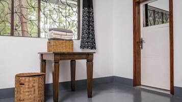Bungalow dành cho gia đình, quang cảnh hồ bơi | Nội thất