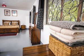 Family Bungalow, Pool View | Desk, free WiFi - Wang Oo Premises  (Gulu)