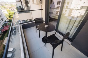 Outdoor dining - Hotel Digreis (Vlore)