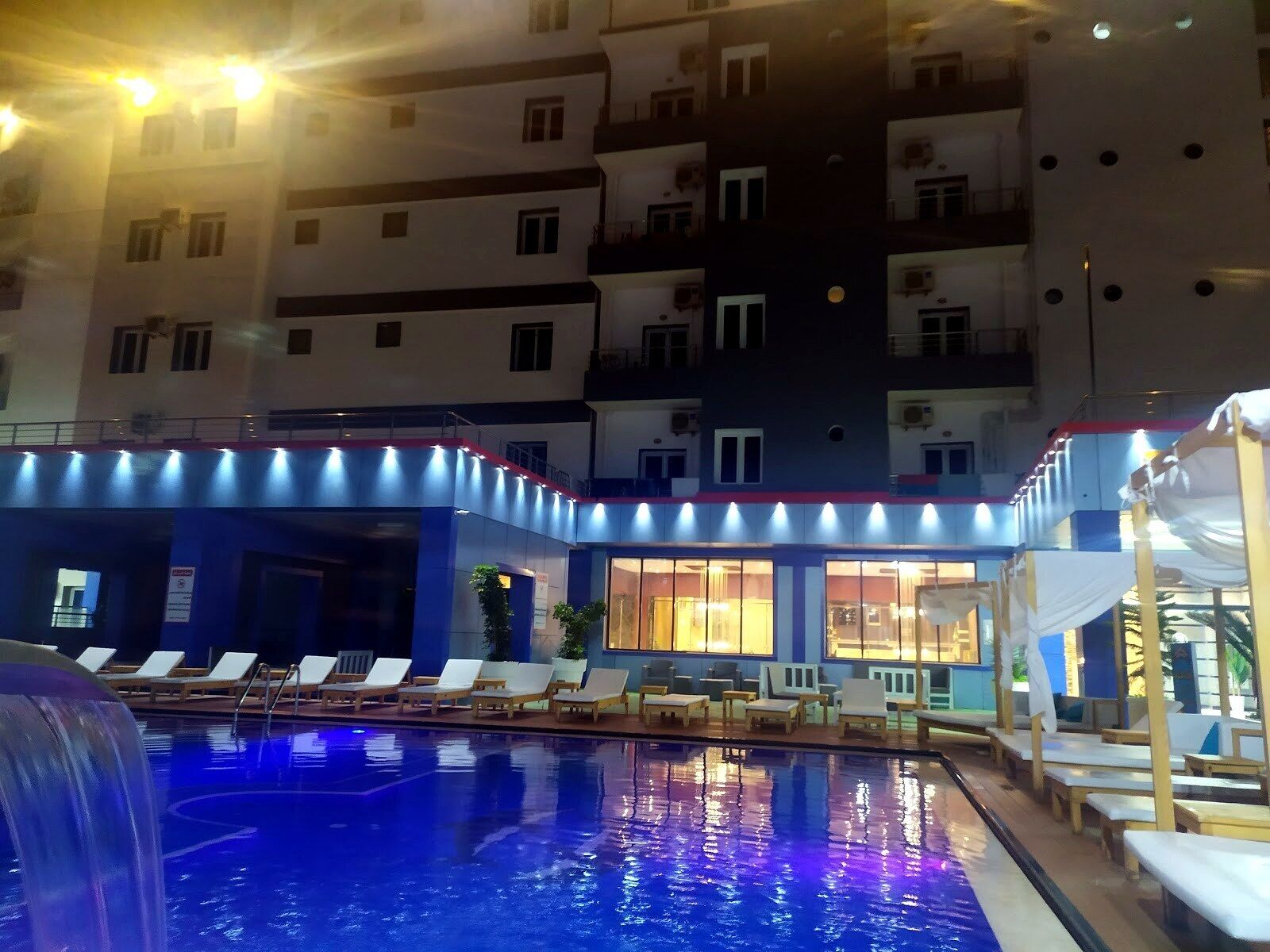 Seasonal outdoor pool
