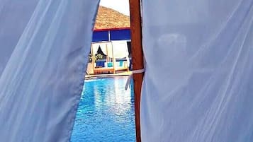 Seasonal outdoor pool