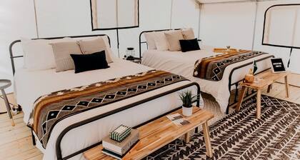 Cozy Safari Tent with Kayaking and Outdoor Relaxation in Gainesville, Georgia
