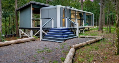 Unique Glamping Pod with Hot Tub Near Broken Bow Lake, Oklahoma