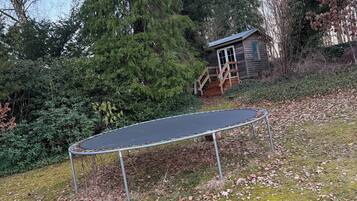 Mökki, 1 makuuhuone, esteetön, patio | Ulkoalueet