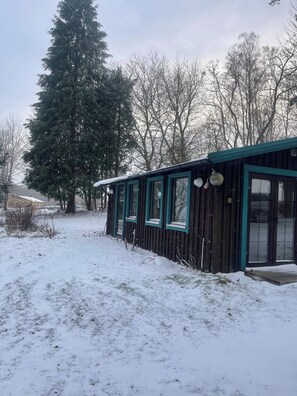 Exterior - Bapa Stayscozy Cabin A, (Fjalkinge)