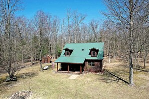 Exterior - Cozy Forest Cabin with Fireplace Near Lake Michigan Beaches in Manistee, Michigan (Manistee)