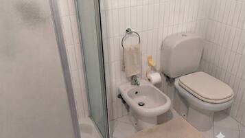 Apartment | Badezimmer