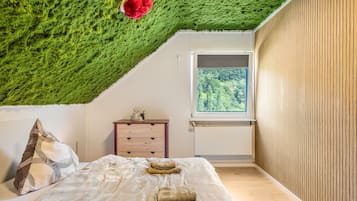 3 bedrooms, WiFi, bed sheets