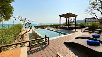 Beachfront Pool Villa | Pool | Outdoor pool
