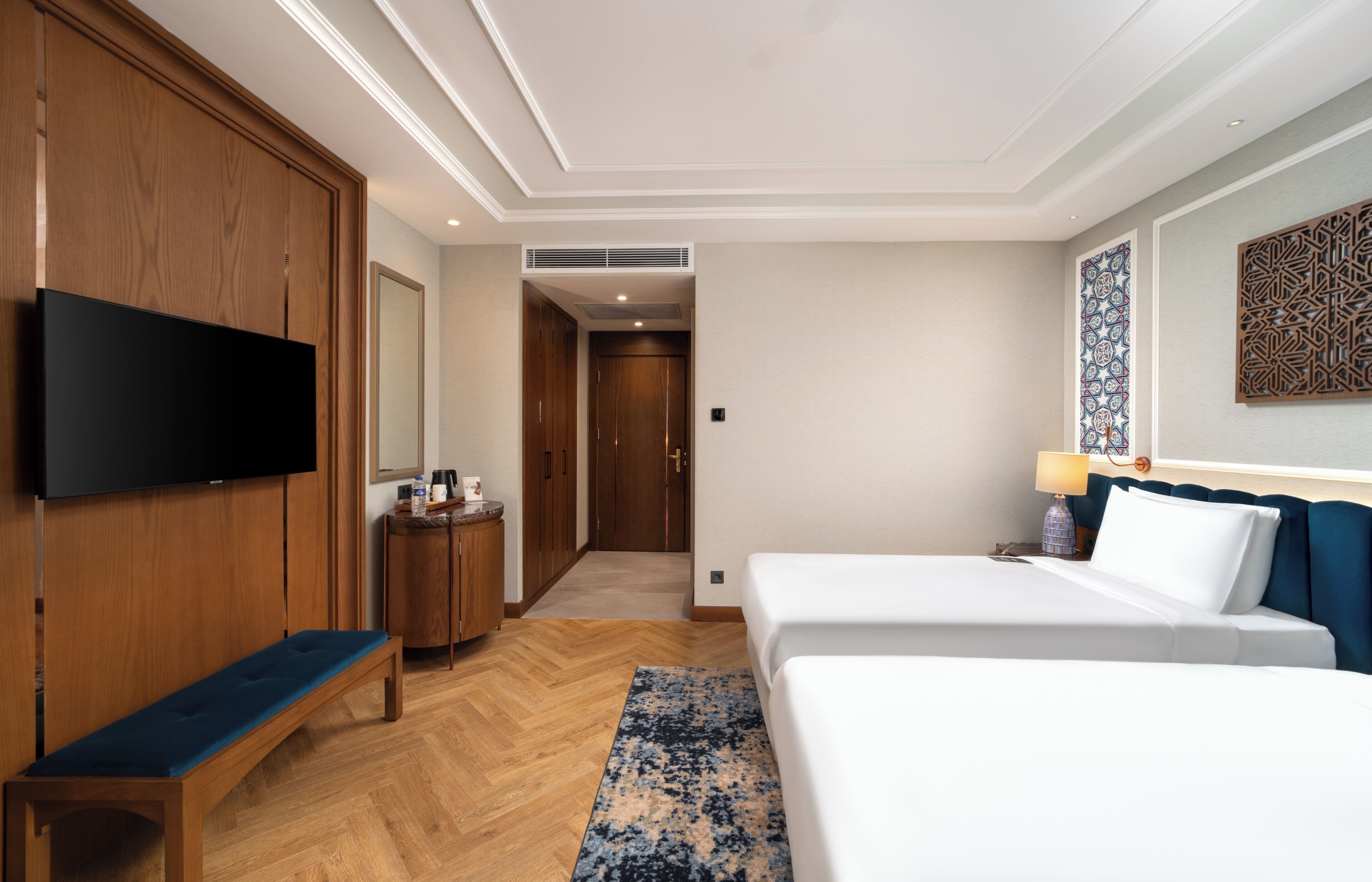 Deluxe Twin Room, Sea View | Soundproofing, WiFi (free)