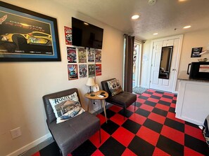 Interior - Unique Tiny House Retreat with Rooftop Deck near Cobblestone Shops in Medicine Park, OK (Medicine Park)