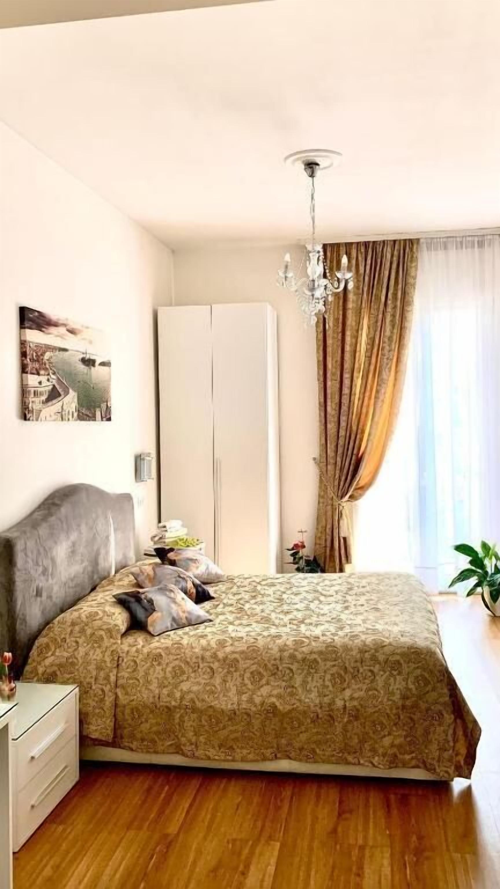 Quarto casal, sacada, vista para a cidade | Wi-Fi de cortesia