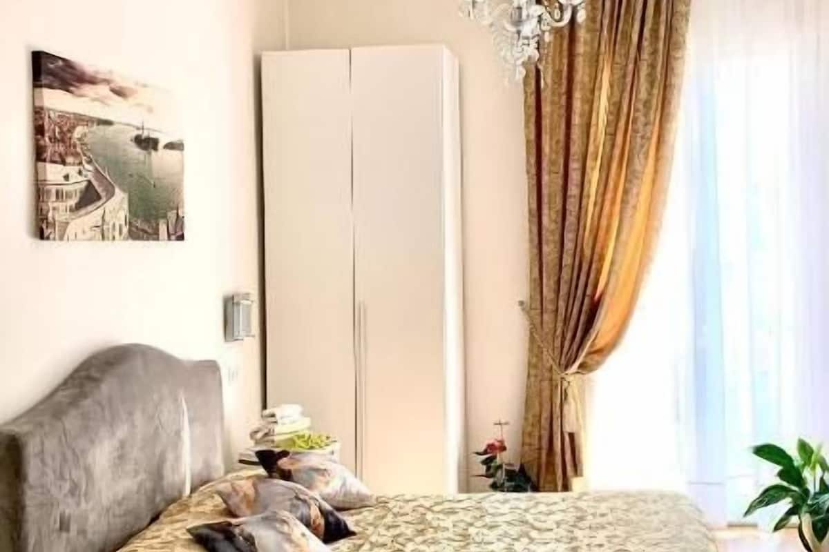 Double Room, Balcony, City View | WiFi (free)