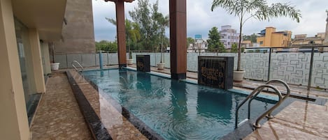 Piscina externa
