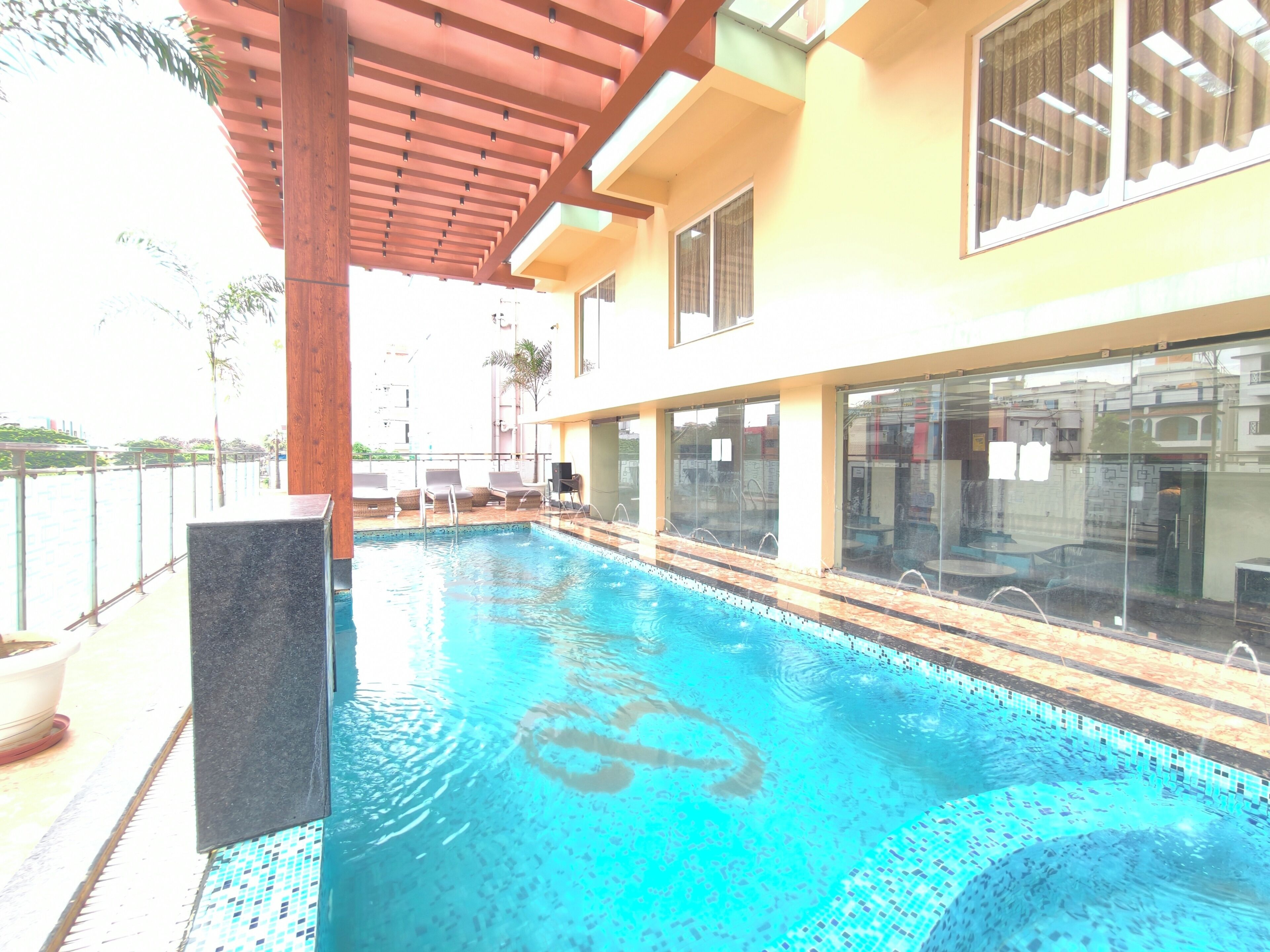 Piscina all'aperto