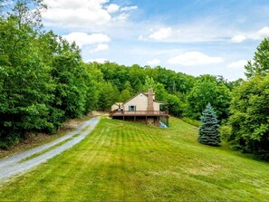 Exterior - Secluded Modern-Rustic Cabin with Hot Tub & Sunrise Old Rag Views near Shenandoah National Park, Luray VA (Luray)