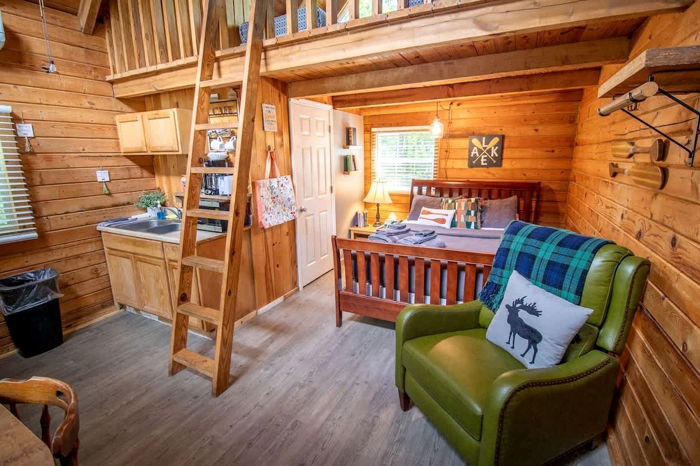 2 slaapkamers, reisbedje, wifi, beddengoed