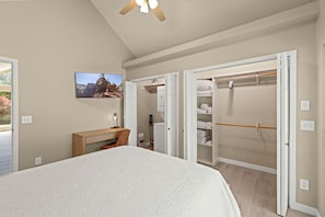 Room - Cozy 1-Bedroom Retreat with Private Garage in Coeur d'Alene, Idaho (Coeur d'Alene)