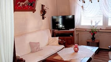 Télévision, chaîne hi-fi