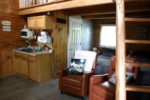 Interior - Pet Friendly Log Cabin with Firepit near Green River Lake in Columbia, Kentucky (Columbia)