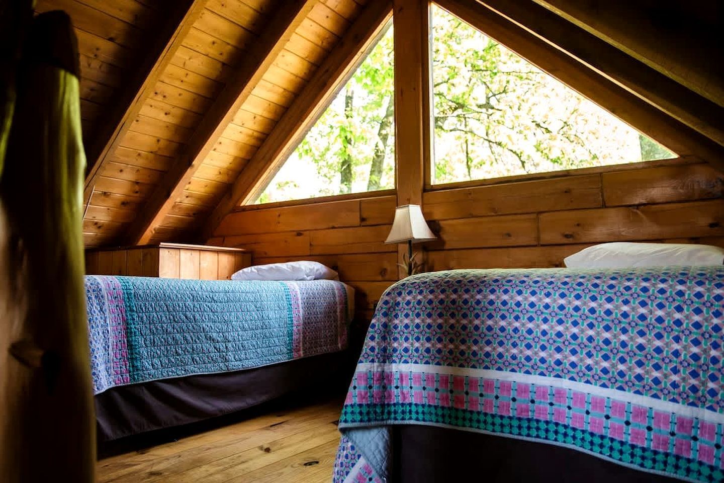 Travel cot, WiFi, bed sheets