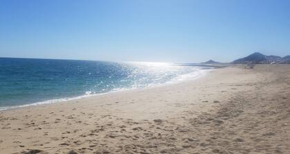 Romantic Seaside Suite w/Amazing Views, Private Terrace, and direct Beach Access
