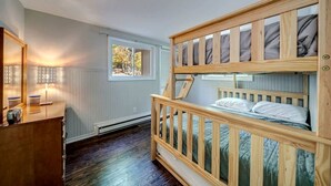 Room - Spacious Cabin with Fire Pit, Arcade Games, and Resort Access, the Perfect Base for Outdoor Adventures in Hedgesville, West Virginia (Hedgesville)
