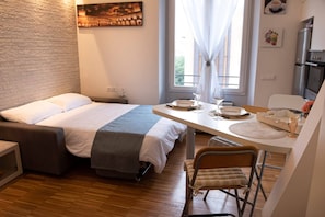 Iron/ironing board, travel cot, free WiFi, bed sheets - Gramsci (Bologna)