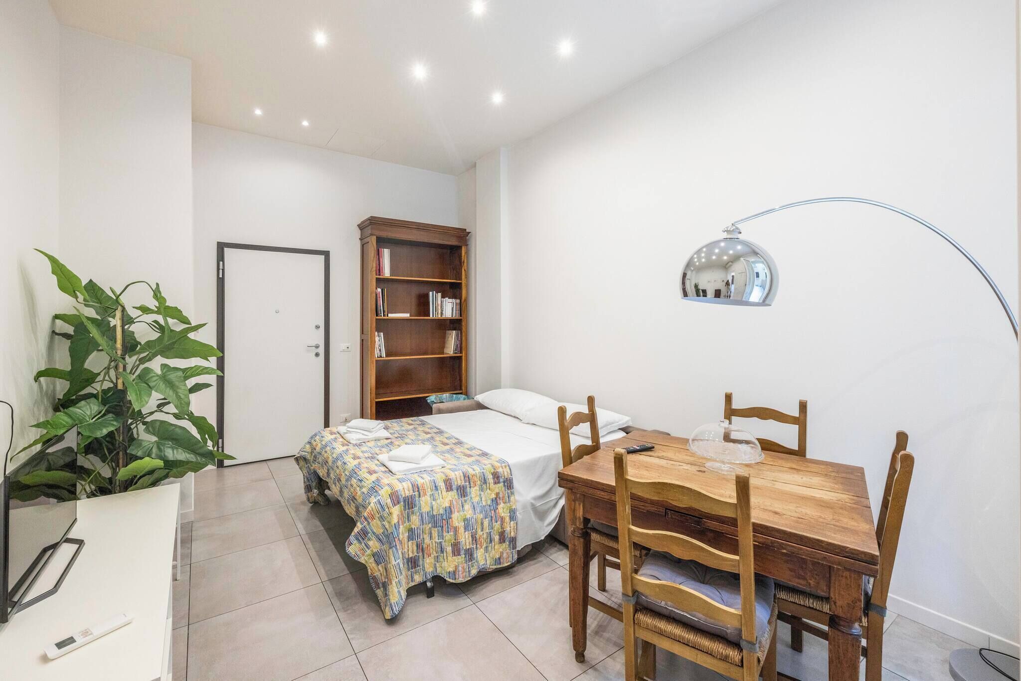 Bügeleisen/Bügelbrett, Reisekinderbett, kostenloses WLAN, Bettwäsche