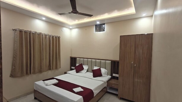 Deluxe Room | WiFi (free) - The Parampara (Varanasi)