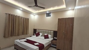Deluxe Room | WiFi (free) - The Parampara (Varanasi)