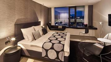 Comfort Double or Twin Room | Premium bedding, in-room safe, desk, blackout curtains