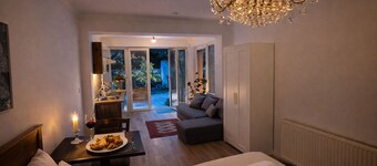 KindStay Suites Prague Airport
