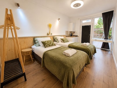 KindStay Suites Prague Airport