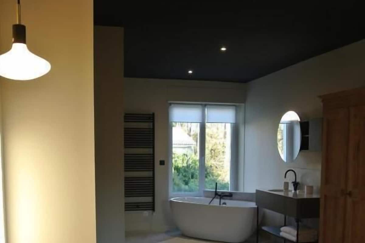 Superior Double Room, Garden View | WiFi (free)
