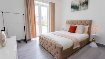 3 Schlafzimmer, Bügeleisen/Bügelbrett, WLAN, Bettwäsche