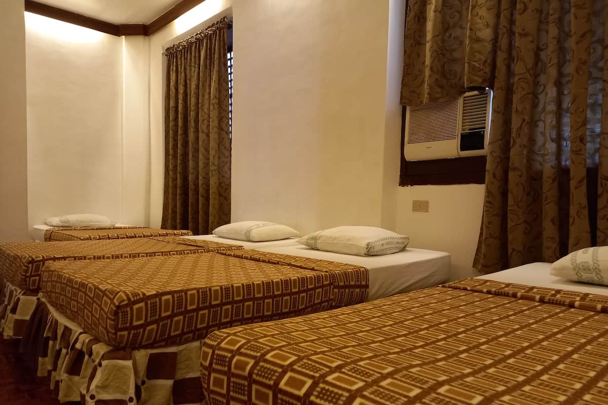 Chambre Quadruple Standard | Spa