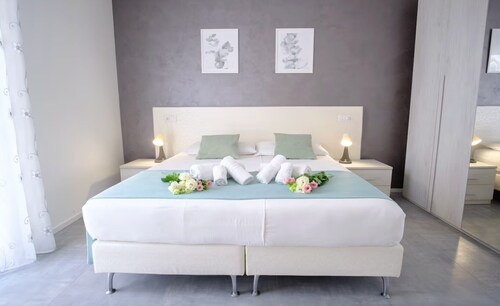 Apartment 'Flower' with Shared Garden, Wi-Fi and Air Conditioning