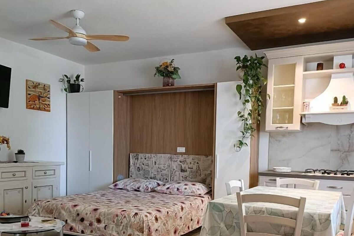 Apartment, Patio, Courtyard View