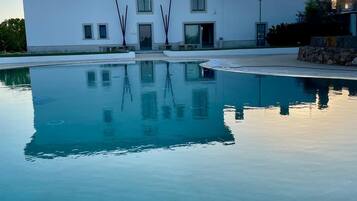 Piscina stagionale all'aperto