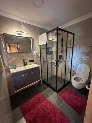 Bathroom - The Reoss Bungalov  (Çamlıhemşin)