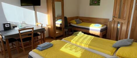 Comfort Triple Room