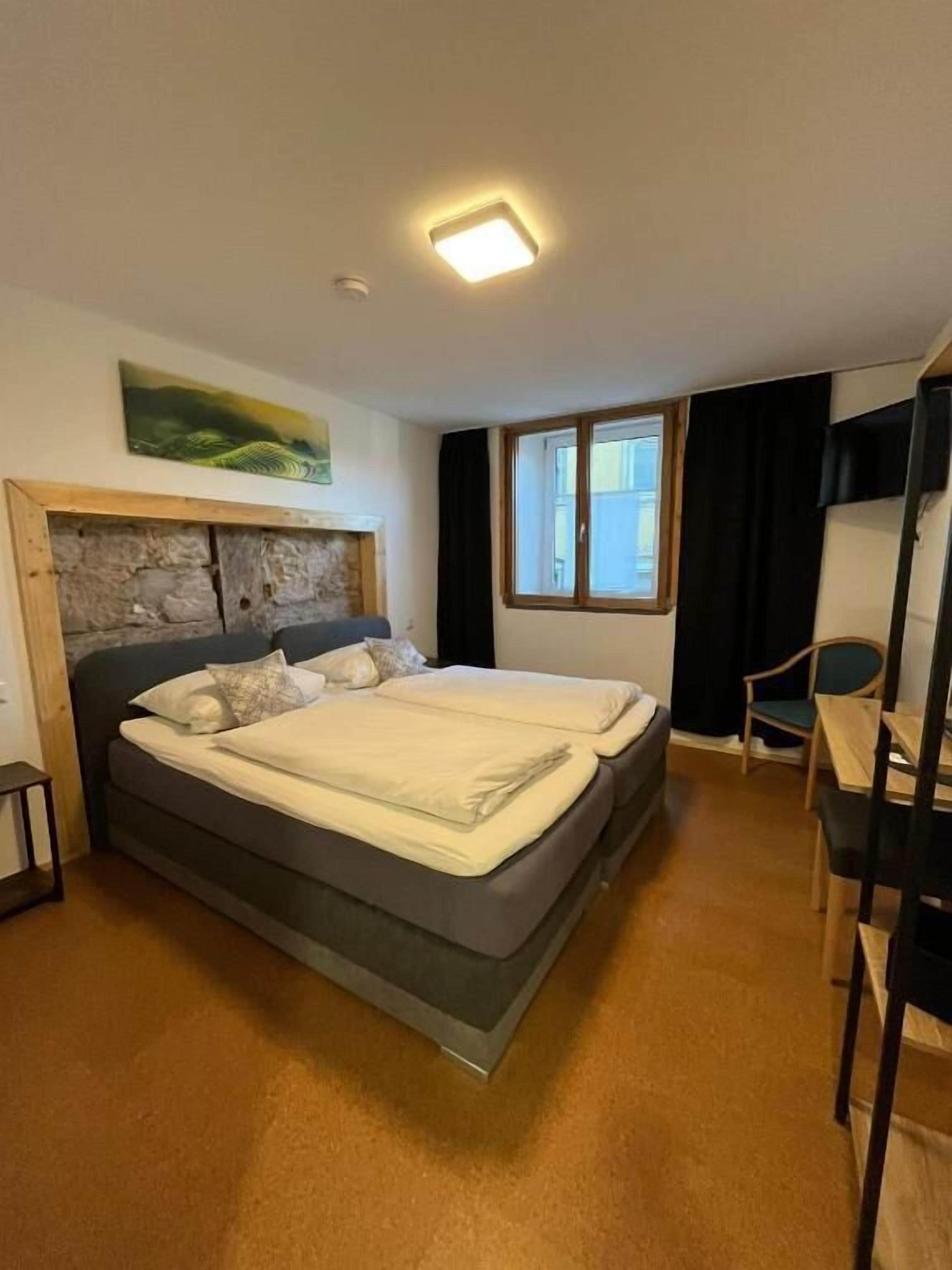 Classic Double Room | Blackout drapes, soundproofing, WiFi (free)