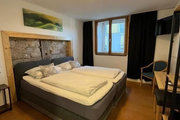 Classic-Doppelzimmer | Verdunkelungsvorhänge, schallisolierte Zimmer, kostenloses WLAN