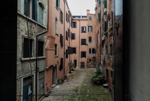 Interior - House on the River (Venezia)